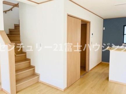 茅ヶ崎市平太夫新田の中古一戸建
