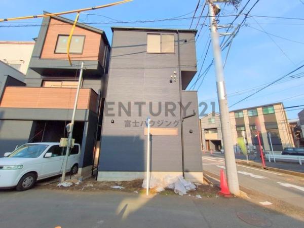 藤沢市藤沢　新築戸建2号棟　全4棟