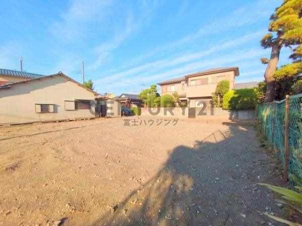 茅ヶ崎市中海岸３丁目の土地