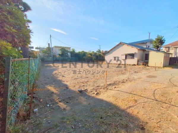 茅ヶ崎市中海岸3丁目　条件無売地B区画　全3区画