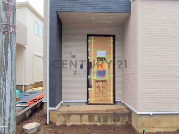 茅ヶ崎市高田1丁目　新築戸建2号棟　全3棟