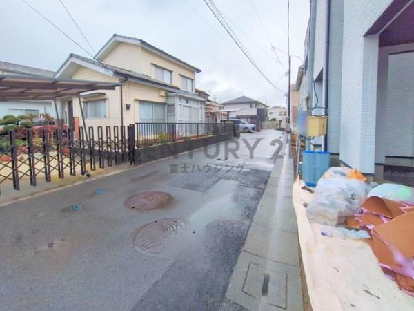 茅ヶ崎市円蔵2丁目Ⅱ期　新築戸建2号棟　全2棟