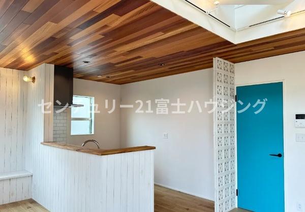 茅ヶ崎市松浪２丁目の新築一戸建