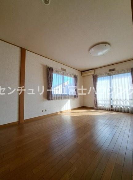 茅ヶ崎市平和町の中古一戸建
