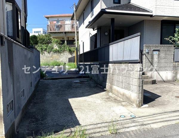 鎌倉市大町2丁目　条件無売地　全1区画