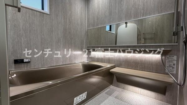 鎌倉市材木座６丁目の中古一戸建て