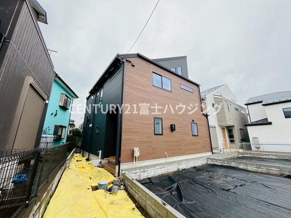 藤沢市亀井野4丁目　新築戸建C号棟　全3棟