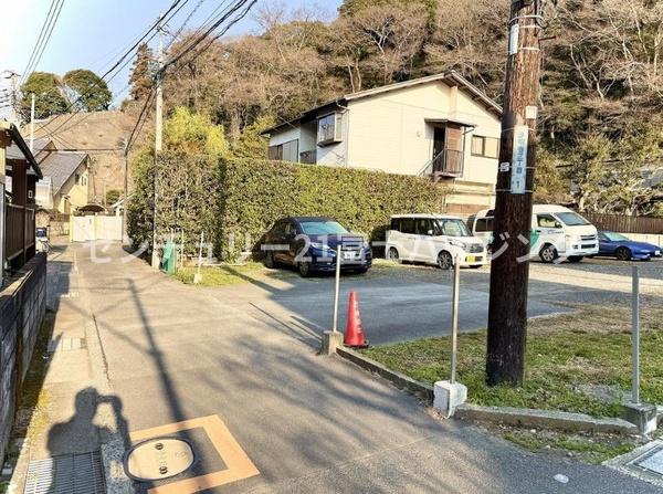 鎌倉市浄明寺3丁目　条件無売地　全1区画