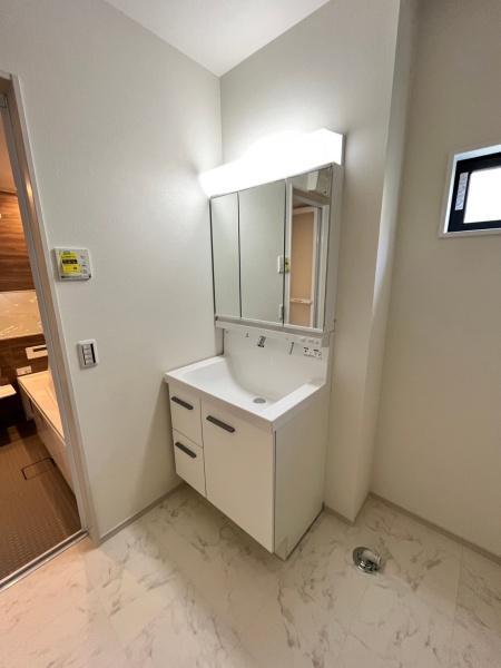 鎌倉市腰越5期　新築戸建1号棟　全2棟