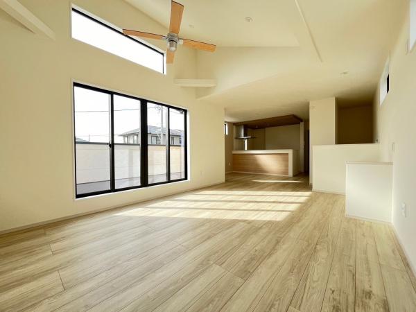 鎌倉市腰越5期　新築戸建1号棟　全2棟