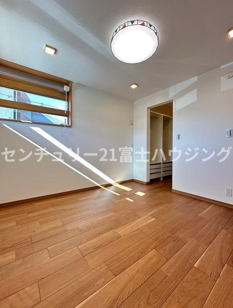 藤沢市大庭　新築戸建2号棟　全2棟