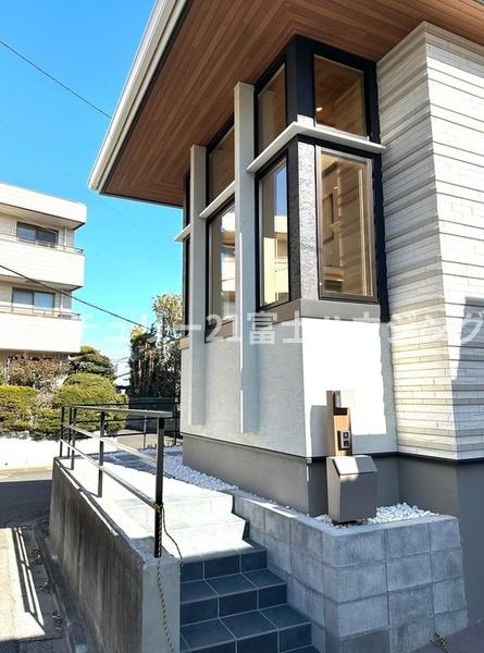 藤沢市大庭　新築戸建2号棟　全2棟