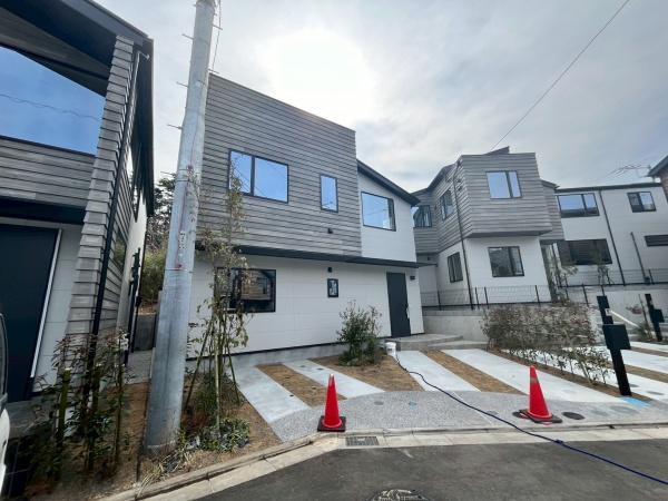 藤沢市大鋸　新築戸建4号棟　全12棟