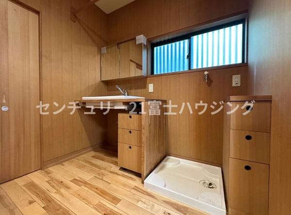 鎌倉市今泉台３丁目の中古一戸建て