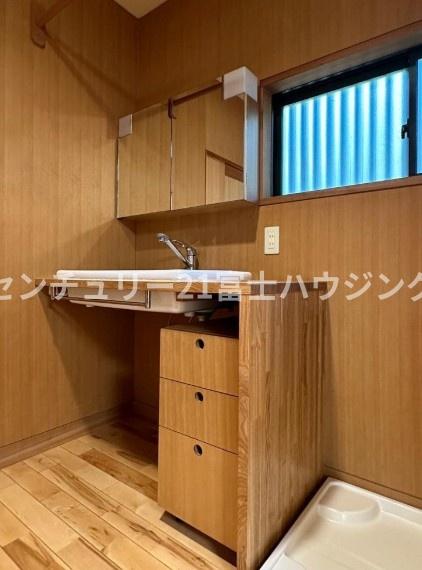 鎌倉市今泉台３丁目の中古一戸建て