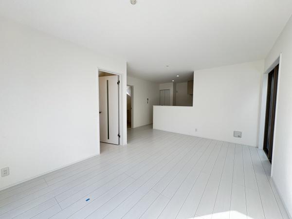 藤沢市辻堂太平台2丁目　新築戸建1号棟　全5棟