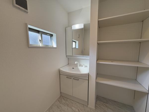 藤沢市辻堂太平台2丁目　新築戸建5号棟　全5棟