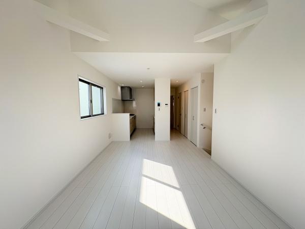 藤沢市辻堂太平台2丁目　新築戸建5号棟　全5棟