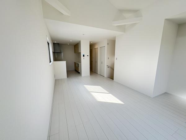 藤沢市辻堂太平台2丁目　新築戸建5号棟　全5棟