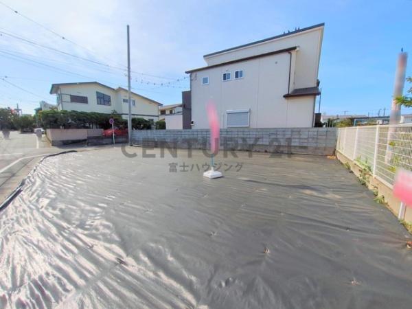 藤沢市鵠沼海岸4丁目　条件無売地　全1区画