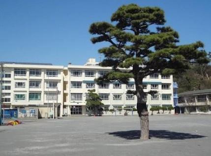 プレディアンスフォート藤沢鵠沼(片瀬中学校)