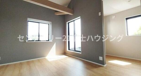 藤沢市渡内4丁目　新築戸建B号棟　全3宅地