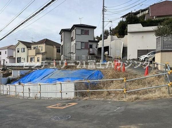 藤沢市渡内4丁目　新築戸建B号棟　全3宅地