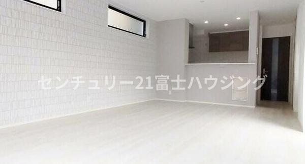 藤沢市渡内4丁目　新築戸建B号棟　全3宅地