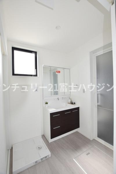 茅ヶ崎市松林２丁目の新築一戸建