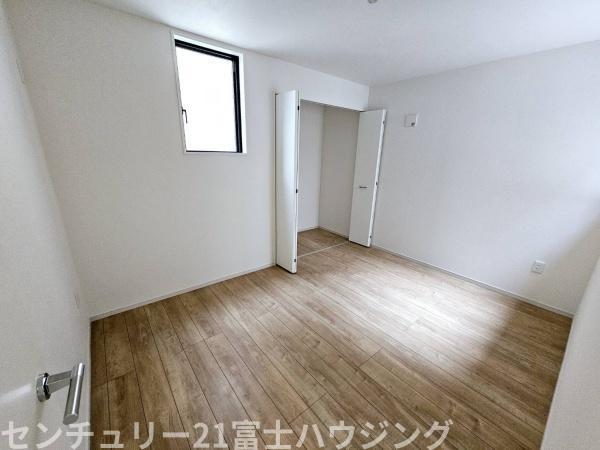 藤沢市鵠沼海岸4期　新築戸建2号棟　全2棟