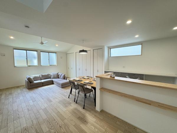 茅ヶ崎市美住町　新築戸建1号棟　全4棟