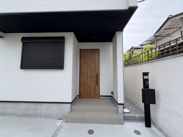 茅ヶ崎市室田307　新築戸建2号棟　全2棟