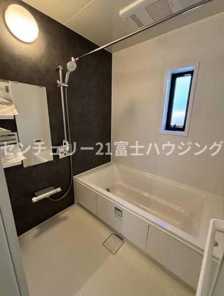 鎌倉市植木　新築戸建　全1棟