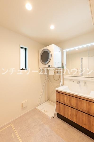 藤沢市湘南台3丁目　新築戸建1号棟　全2棟