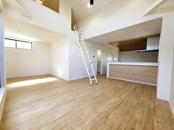 藤沢市亀井野7期　新築戸建4号棟　全4棟
