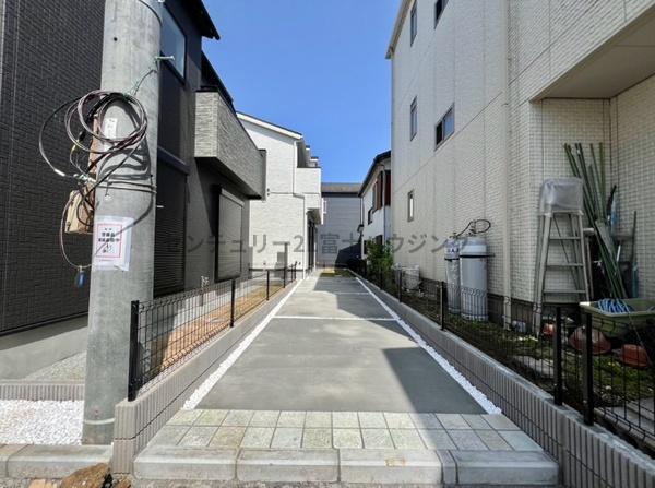 茅ヶ崎市小和田1丁目　新築戸建3号棟　全3区画