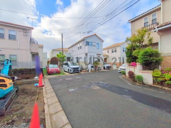 藤沢市本鵠沼4丁目　新築戸建2号棟　全3棟