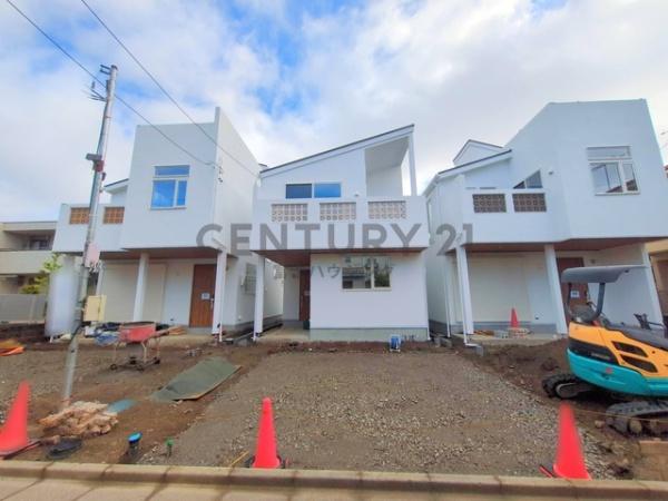 藤沢市本鵠沼4丁目　新築戸建2号棟　全3棟