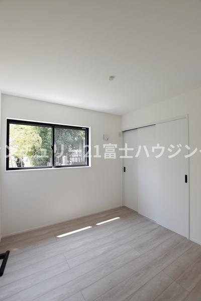 茅ヶ崎市香川７丁目の新築一戸建