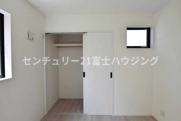 茅ヶ崎市香川７丁目の新築一戸建