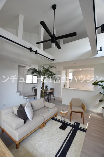 茅ヶ崎市香川７丁目の新築一戸建