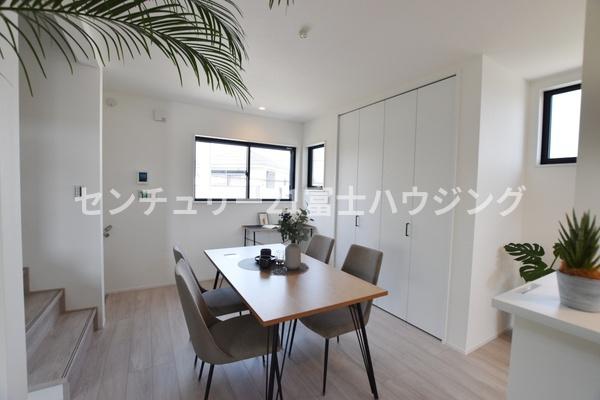 茅ヶ崎市香川７丁目の新築一戸建