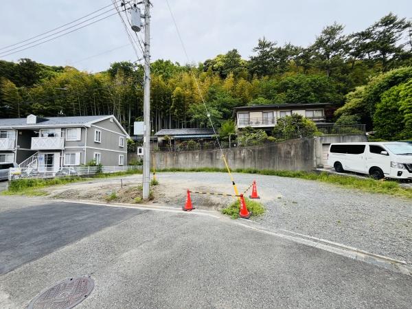 藤沢市城南2丁目　条件無売地1号地　全2区画