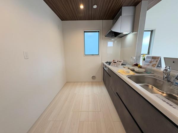 藤沢市辻堂太平台2丁目　新築戸建1号棟　全1棟