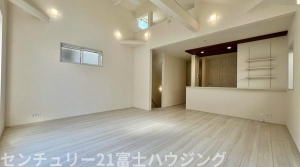 茅ヶ崎市香川2丁目　新築戸建1号棟　全3棟