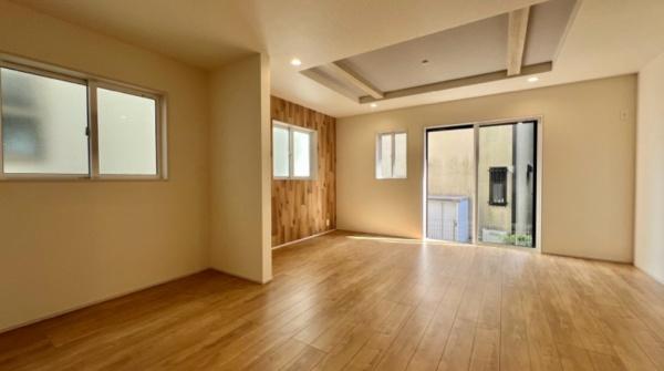 茅ヶ崎市香川2丁目　新築戸建2号棟　全3棟
