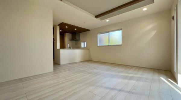 茅ヶ崎市香川2丁目　新築戸建3号棟　全3棟