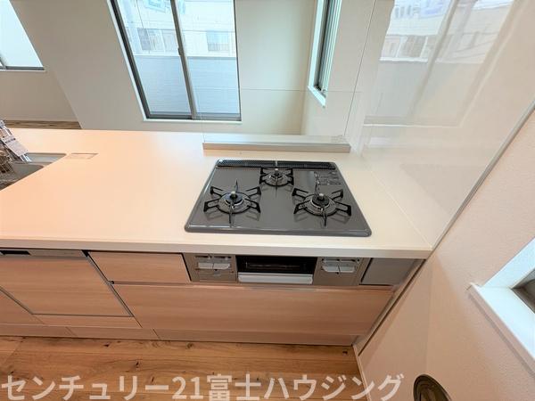 茅ヶ崎市浜竹1丁目　新築戸建5号棟　全6棟