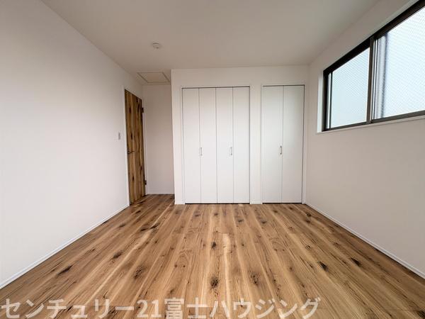茅ヶ崎市浜竹1丁目　新築戸建5号棟　全6棟