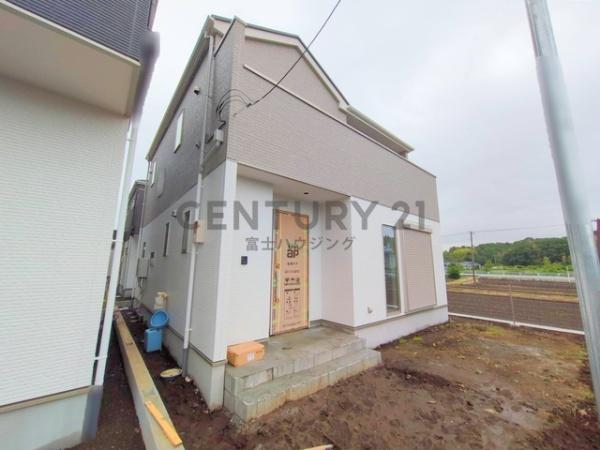 藤沢市石川5期　新築戸建3号棟　全3棟